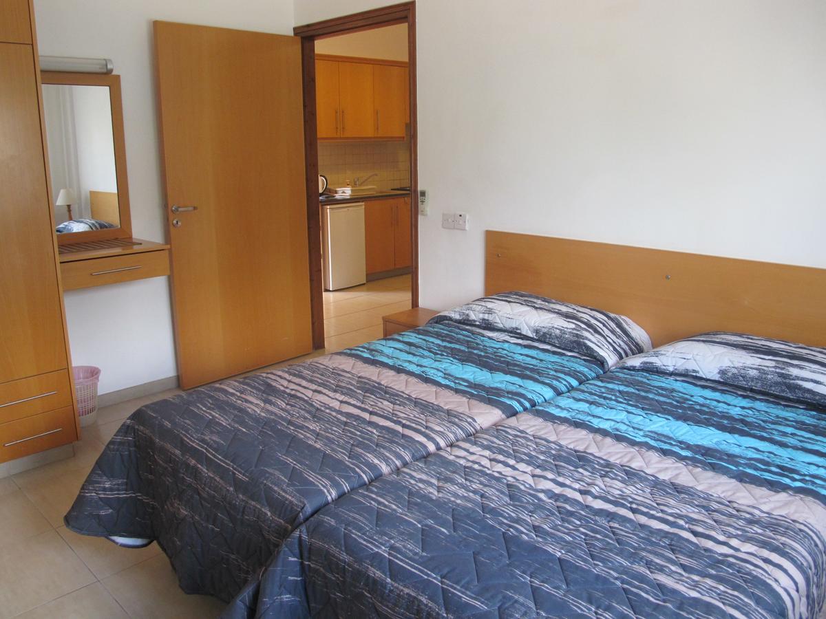 C & A Hotel Apartments Полис Экстерьер фото